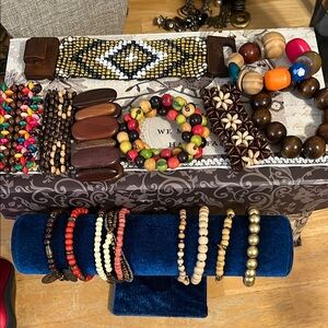 Multicolor wood Beaded Bracelet Set, 15 pieces D